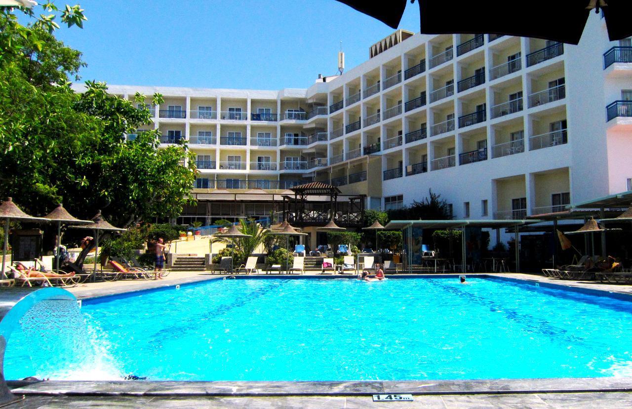 Marina Hotel Ayia Napa Exterior foto